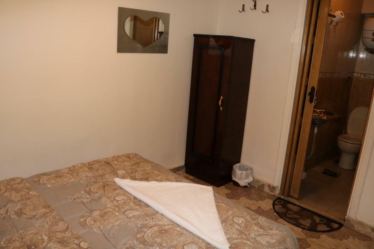 Wake Up! Cairo Hostel Kültér fotó